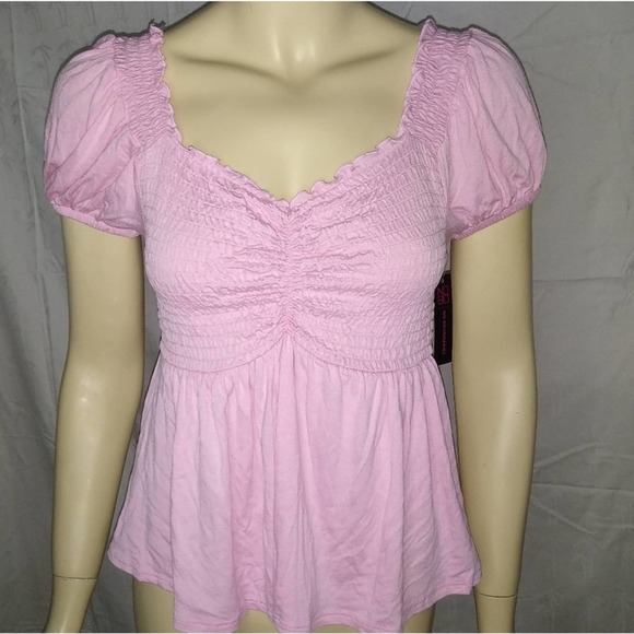 🎉HP🎉 No boundaries Pink Ruched Short Sleeve Top - Picture 6 of 7